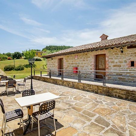 Agriturismo Tenuta Di Biscina ภายนอก รูปภาพ