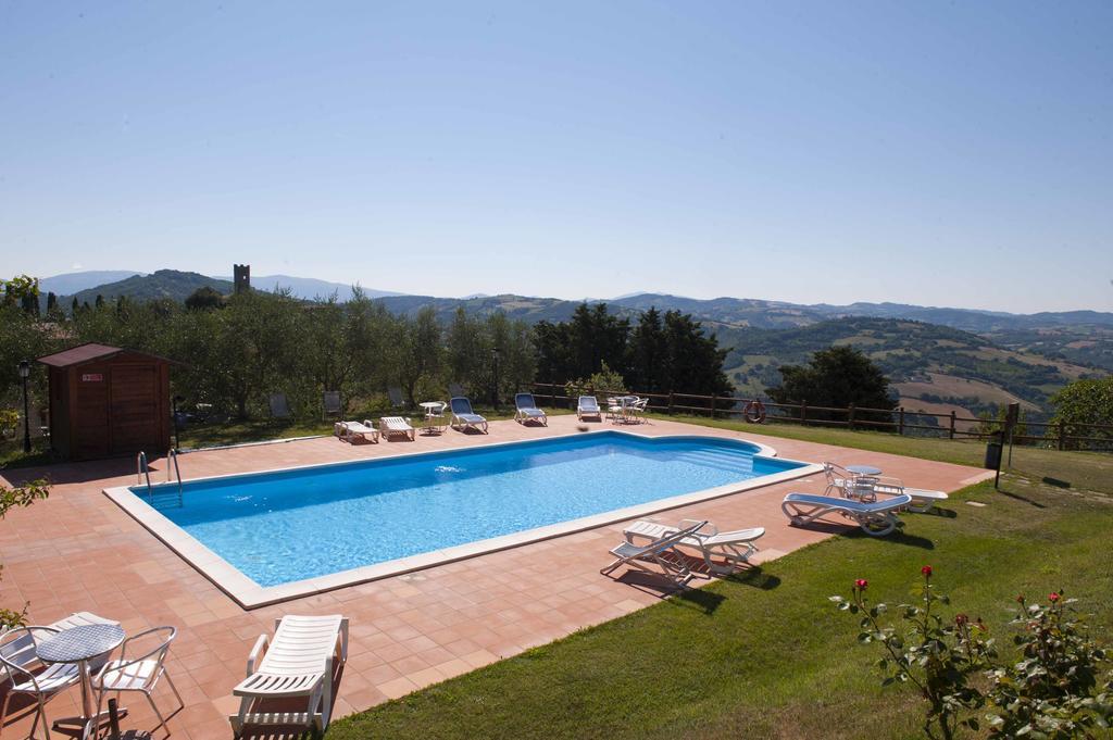 Agriturismo Tenuta Di Biscina ห้อง รูปภาพ