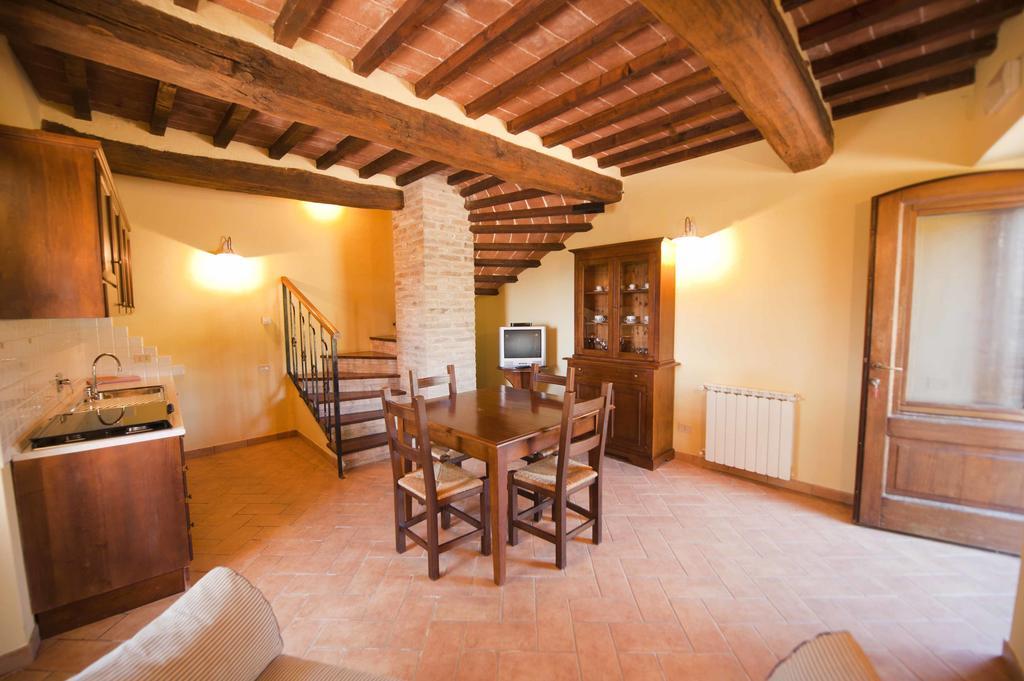 Agriturismo Tenuta Di Biscina ห้อง รูปภาพ