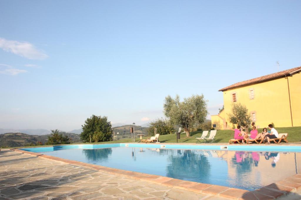 Agriturismo Tenuta Di Biscina ภายนอก รูปภาพ