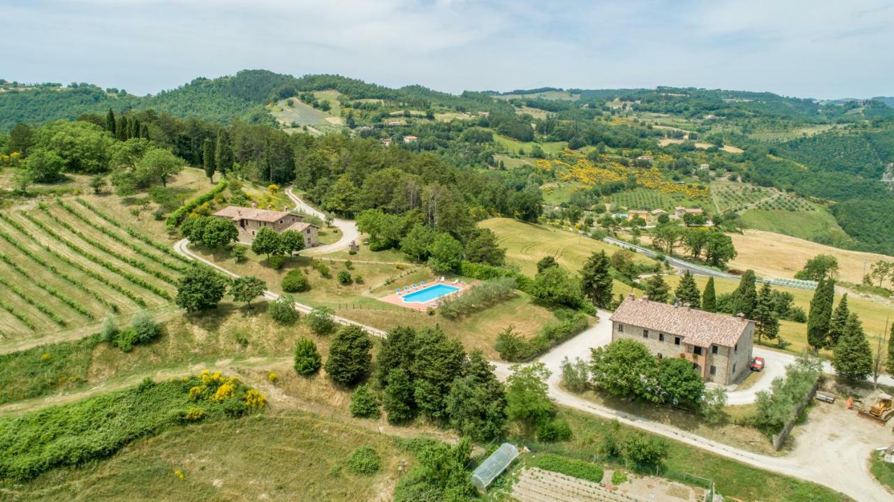 Agriturismo Tenuta Di Biscina ภายนอก รูปภาพ